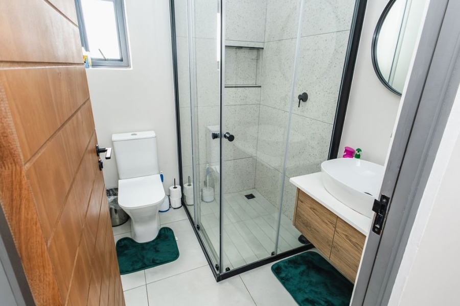 4 Bedroom Property for Sale in Woodland Hills Bergendal Free State